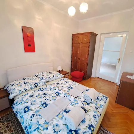 In Siofok/balaton 39540